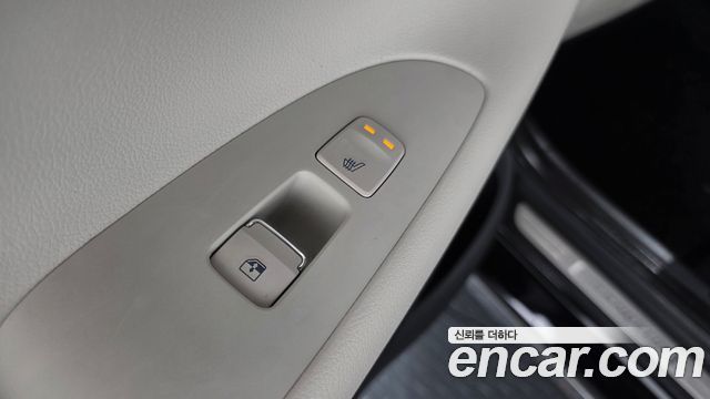Hyundai Grandeur 2023 — photo 18