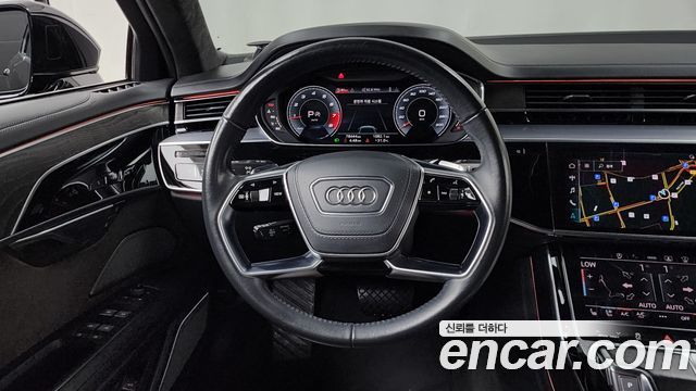 Audi A8 2021 — photo 13