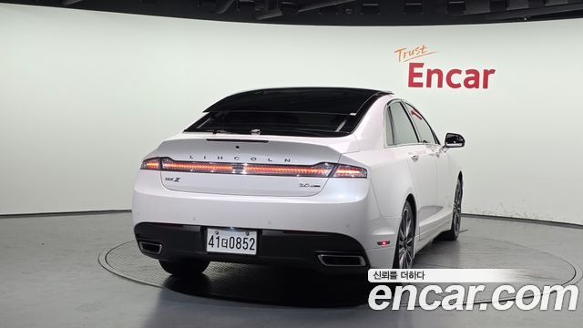 Lincoln MKZ 2016 — photo 4