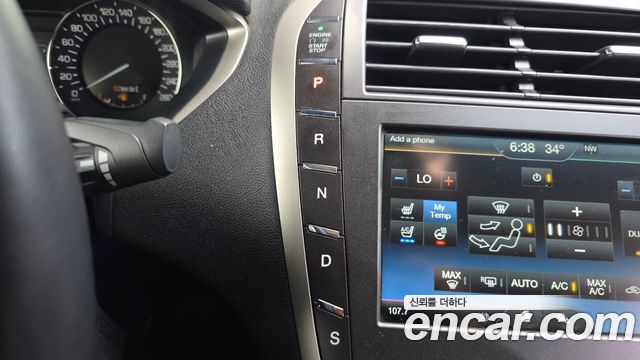 Lincoln MKZ 2016 — photo 9