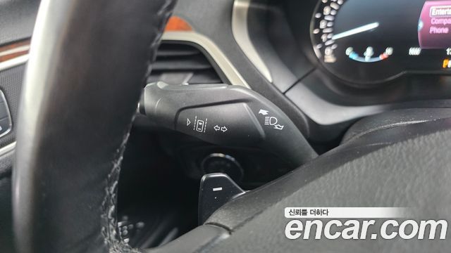 Lincoln MKZ 2016 — photo 19