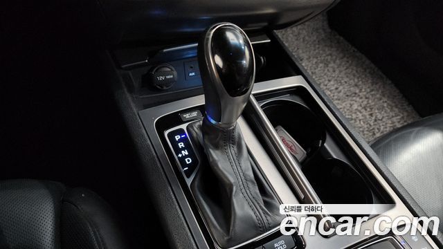 Hyundai Genesis 2015 — photo 9