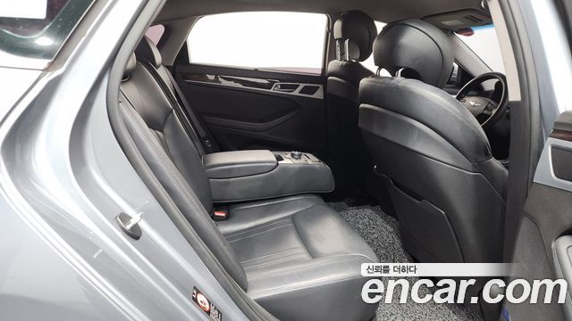 Hyundai Genesis 2015 — photo 11