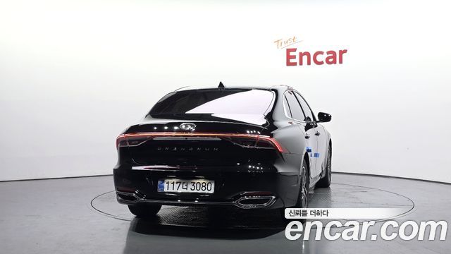 Hyundai Grandeur 2023 — photo 4