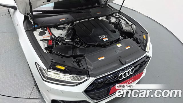 Audi A7 2022 — photo 6