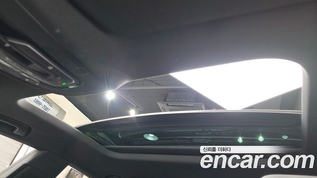 Audi A7 2022 — photo 24
