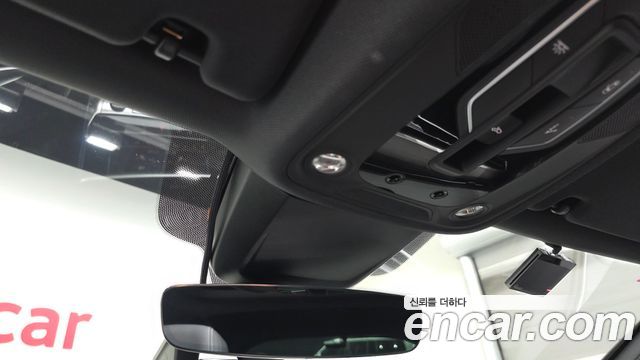 Audi A7 2022 — photo 28