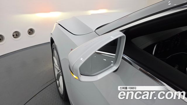 Audi A7 2022 — photo 36