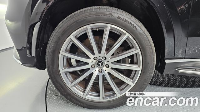 Mercedes-Benz GLS-Class 2022 — photo 5