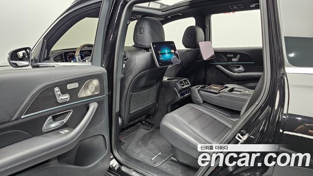 Mercedes-Benz GLS-Class 2022 — photo 18