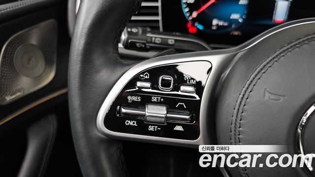 Mercedes-Benz GLS-Class 2022 — photo 25