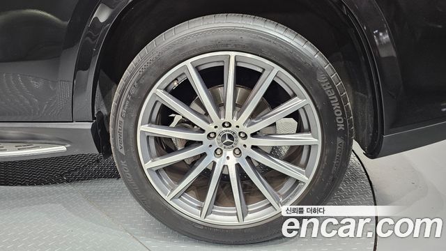 Mercedes-Benz GLS-Class 2022 — photo 7
