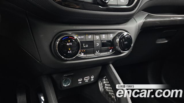 Chevrolet Korea Trailblazer 2022 — photo 30