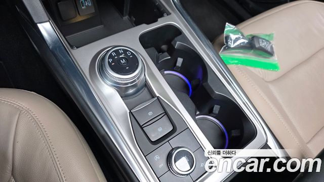 Ford Explorer 2020 — photo 12