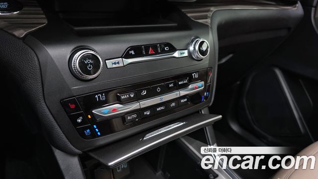 Ford Explorer 2020 — photo 23