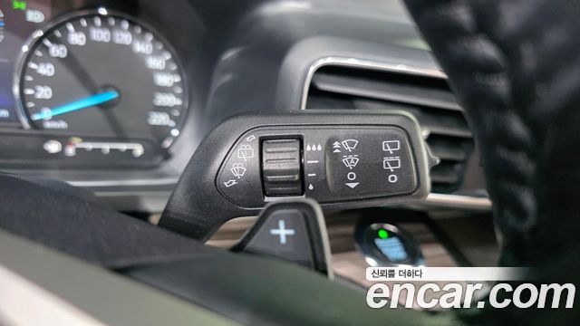 Ford Explorer 2020 — photo 27
