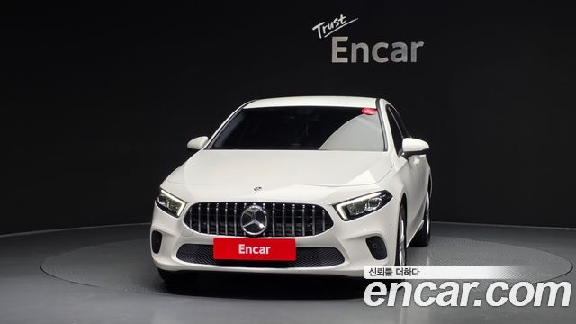 Mercedes-Benz A-Class 2019 — photo 3