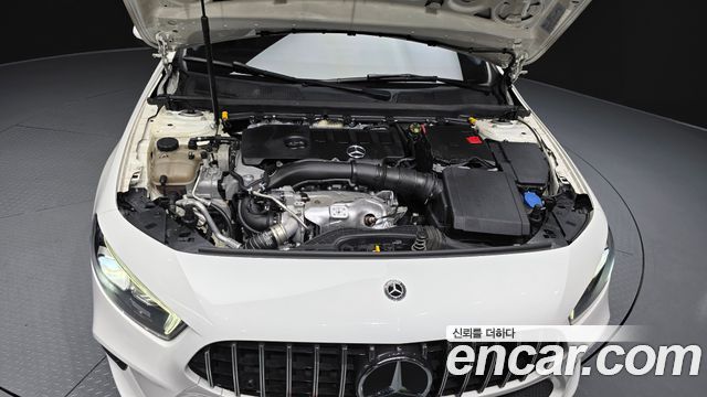 Mercedes-Benz A-Class 2019 — photo 6