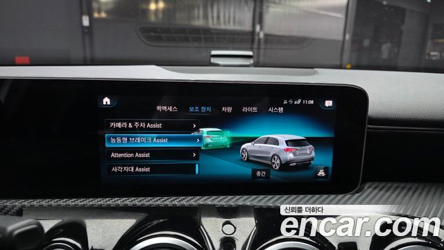 Mercedes-Benz A-Class 2019 — photo 22