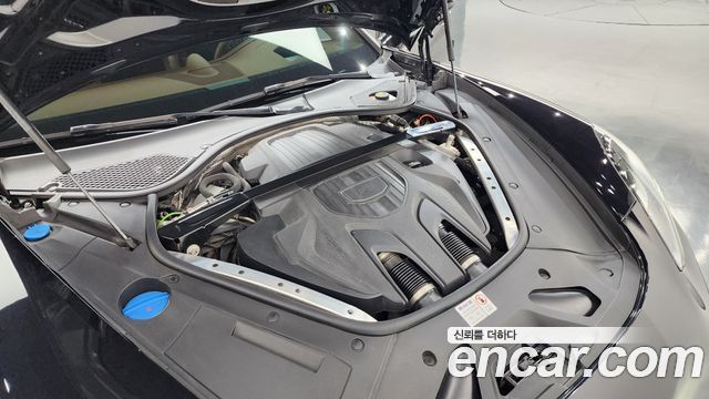 Porsche Panamera 2023 — photo 6