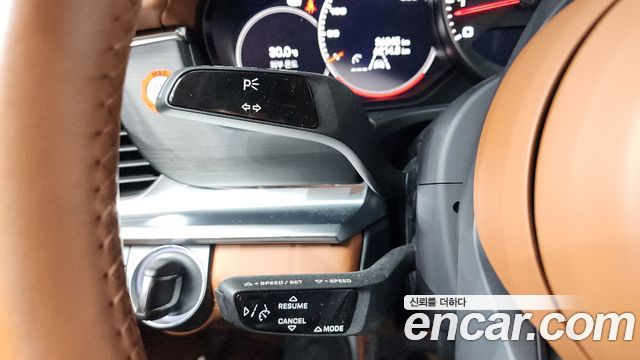Porsche Panamera 2023 — photo 29