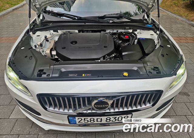Volvo S90 2025 — photo 9
