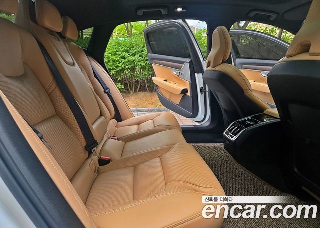Volvo S90 2025 — photo 12