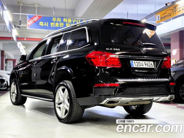 Mercedes-Benz GL-Class 2014 — photo 3