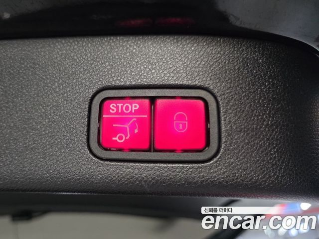 Mercedes-Benz GL-Class 2014 — photo 18