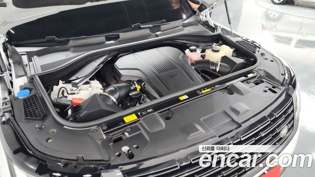 Land Rover Range Rover 2025 — photo 6