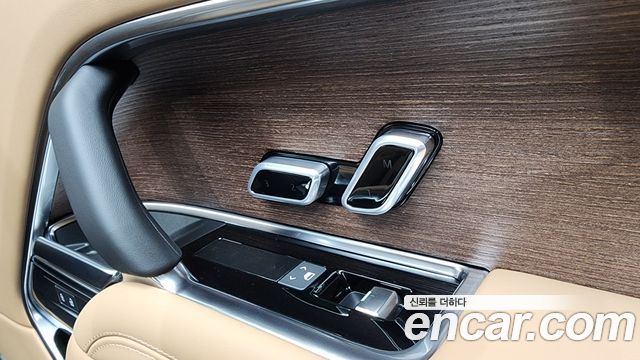 Land Rover Range Rover 2025 — photo 26