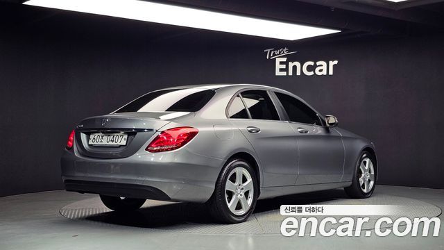 Mercedes-Benz C-Class 2016 — photo 2
