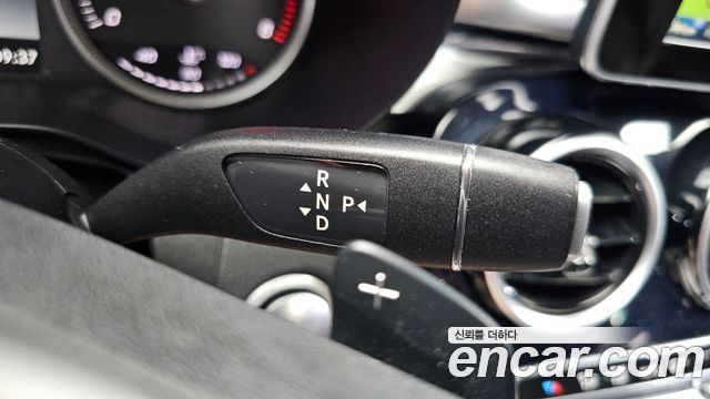 Mercedes-Benz C-Class 2016 — photo 9