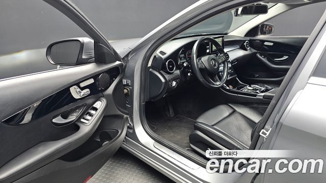 Mercedes-Benz C-Class 2016 — photo 10