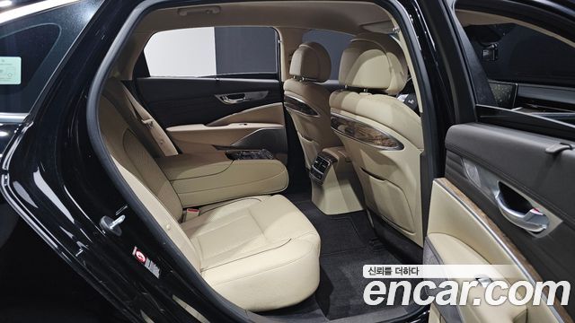 Kia K9 2019 — photo 16