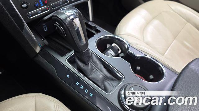 Ford Explorer 2018 — photo 9