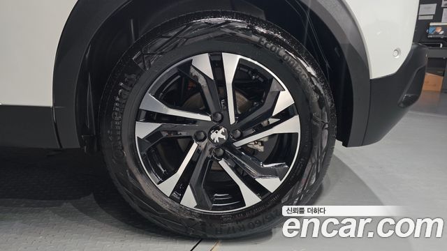 Peugeot 2008 2023 — photo 7