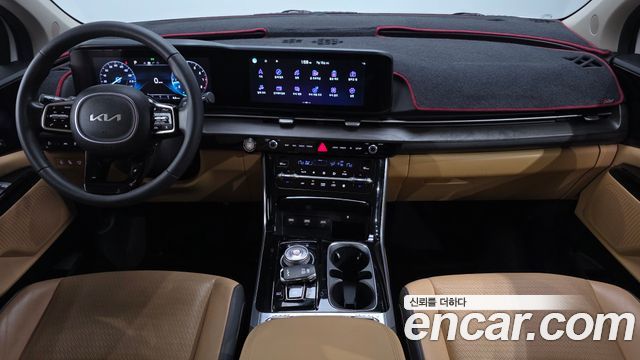 Kia Canival 2023 — photo 7