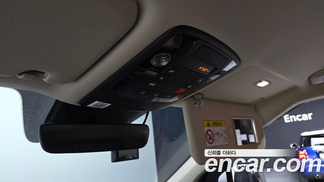 Kia Canival 2023 — photo 18