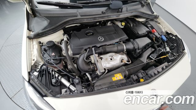 Mercedes-Benz B-Class 2018 — photo 6