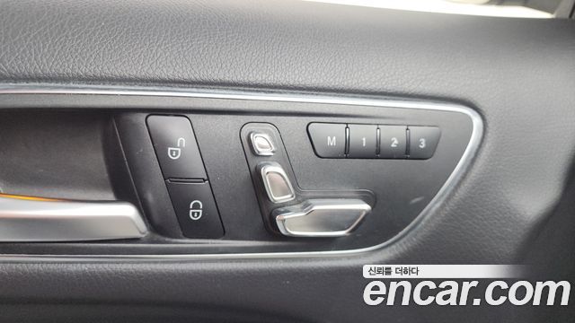 Mercedes-Benz B-Class 2018 — photo 30