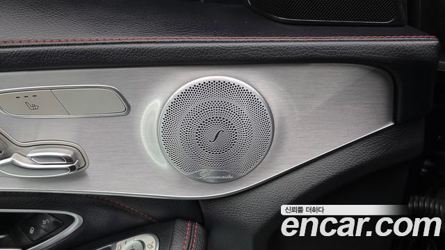 Mercedes-Benz C-Class 2018 — photo 29