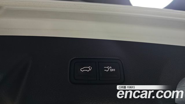 Kia Canival 2023 — photo 15