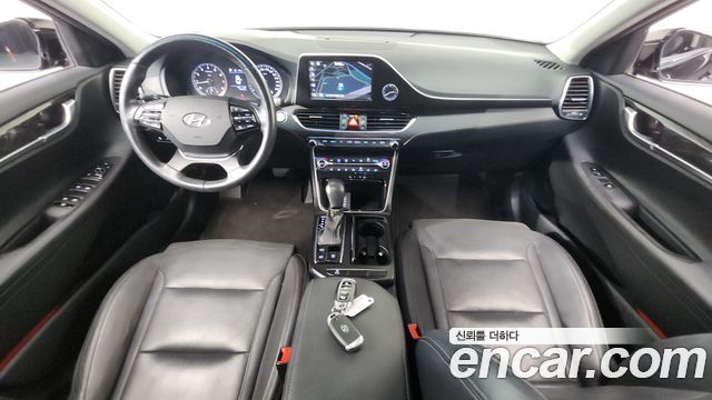 Hyundai Grandeur 2018 — photo 10