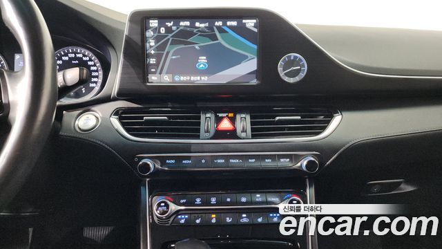 Hyundai Grandeur 2018 — photo 18