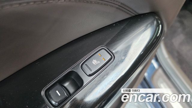 Kia K7 2017 — photo 19