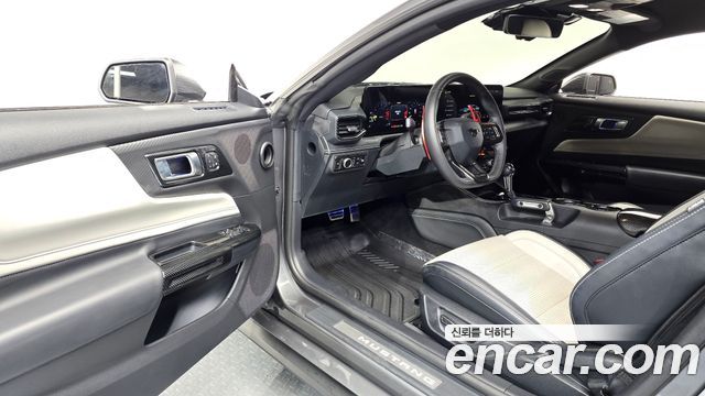 Ford Mustang 2024 — photo 13