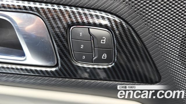 Ford Mustang 2024 — photo 29