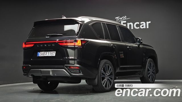 Lexus LX 2026 — photo 2