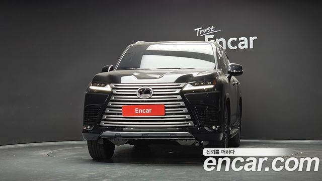 Lexus LX 2026 — photo 3